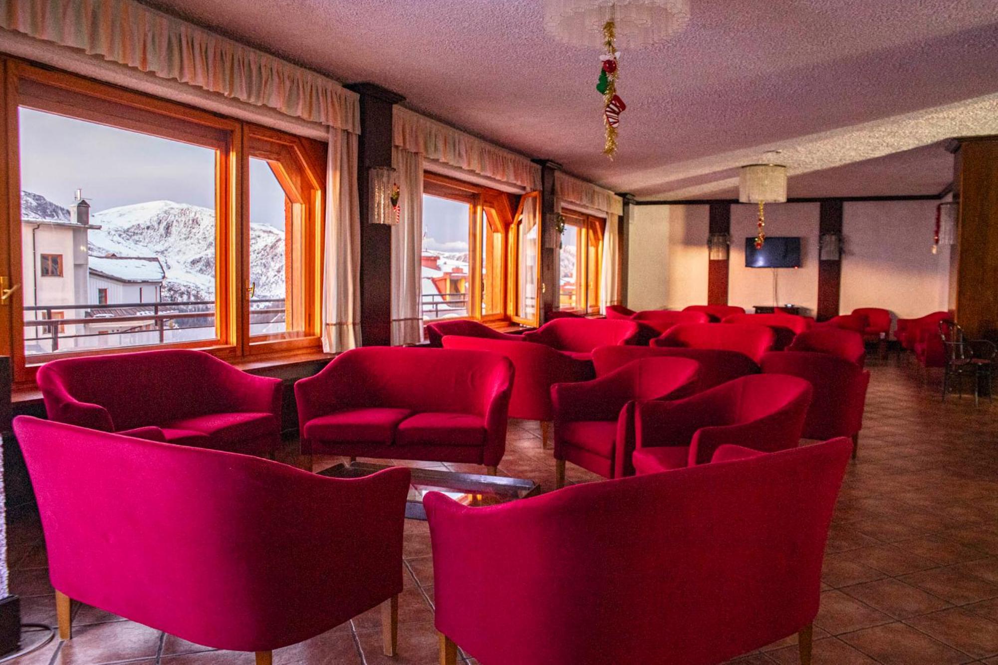 Hotel Galassia Prato Nevoso Extérieur photo